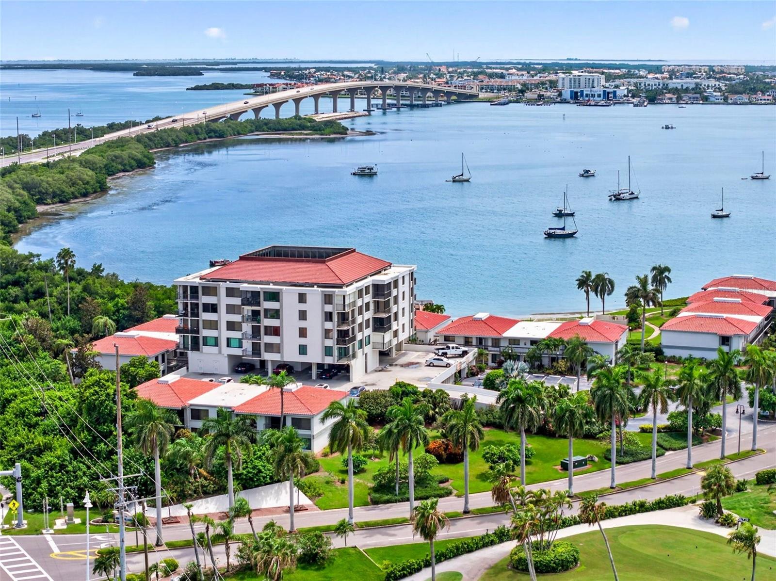 6365 BAHIA DEL MAR BLVD #106, St Petersburg FL 33715
