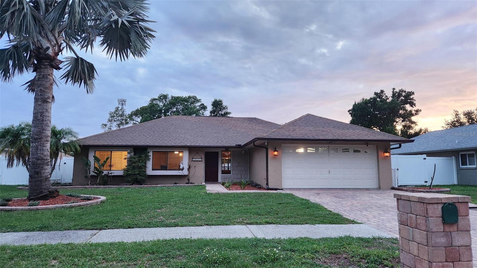 15711 SCRIMSHAW DR, Tampa FL 33624