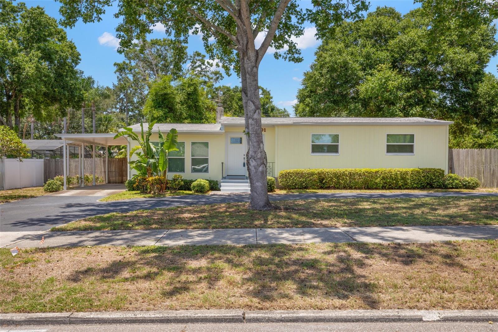 5101 18TH AVE N, St Petersburg FL 33710