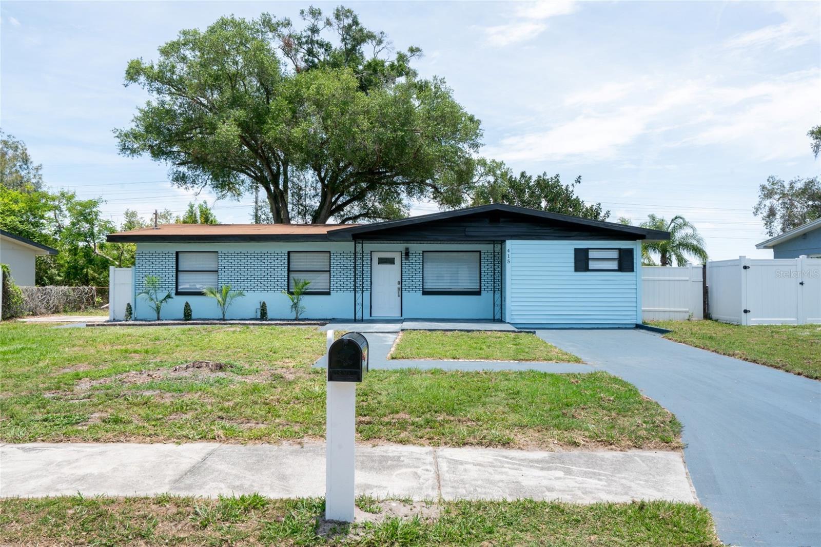 415 COUNTRY CLUB DR, Oldsmar FL 34677