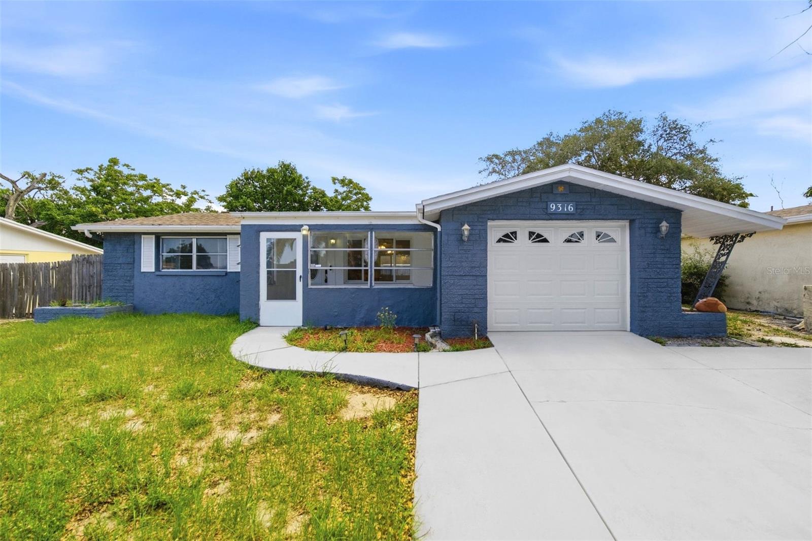 9316 MARK TWAIN LN, Port Richey FL 34668