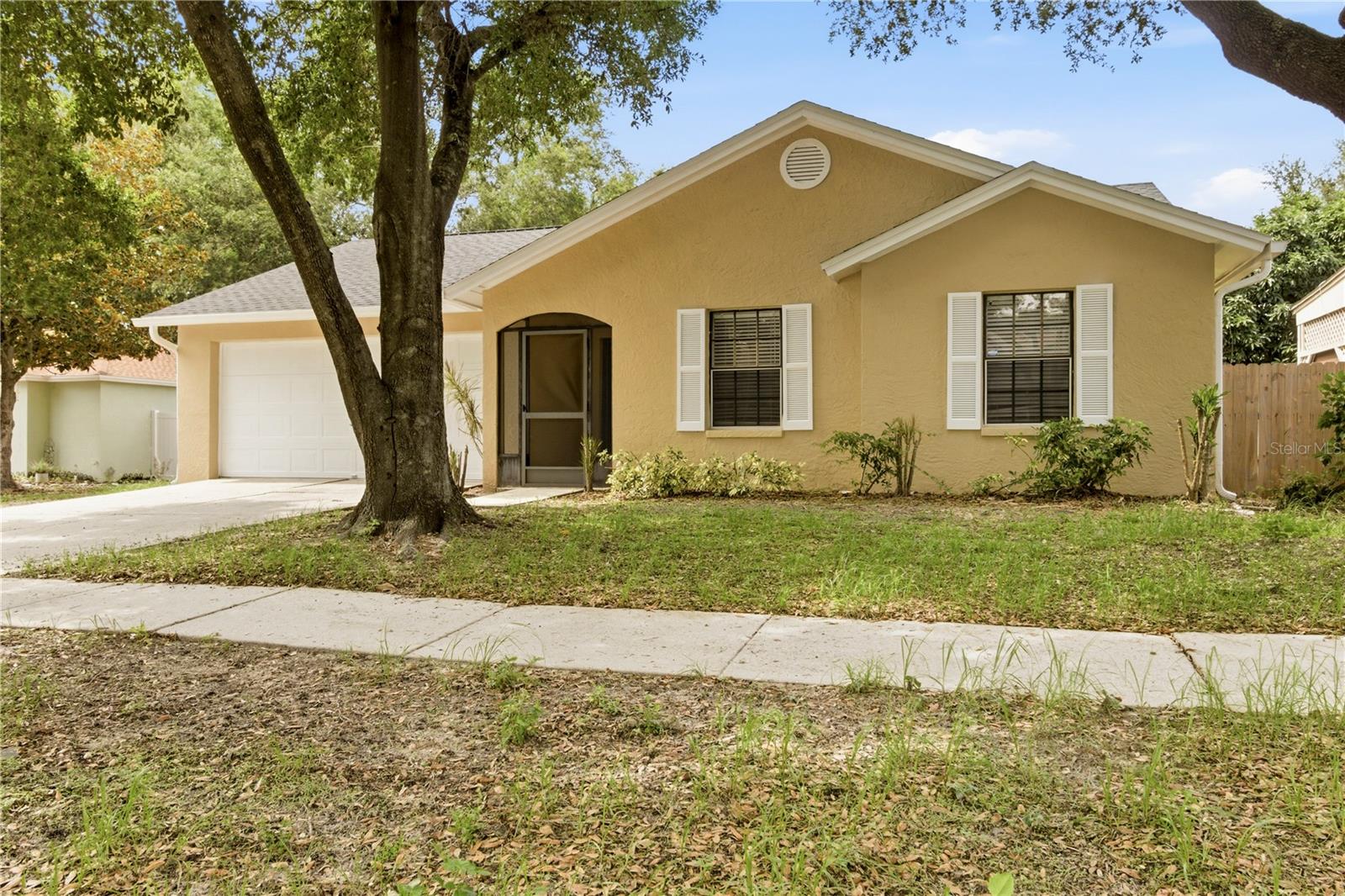 929 SANDYWOOD DR, Brandon FL 33510
