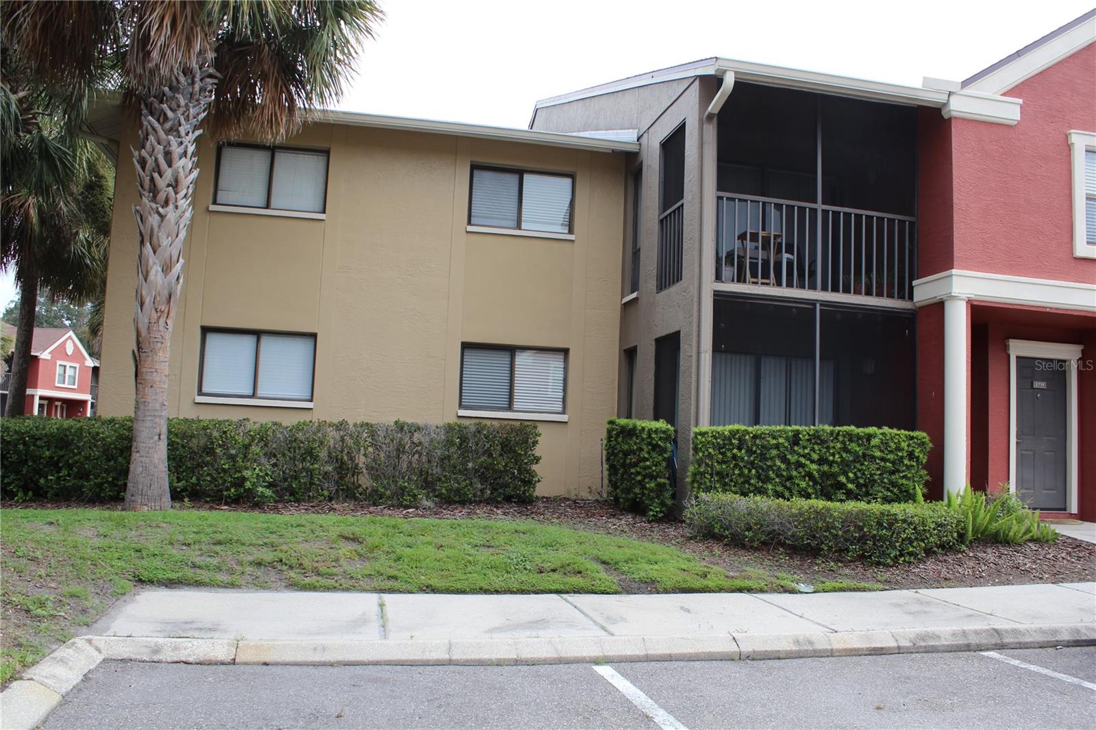 5717 BAYWATER DR, Tampa FL 33615