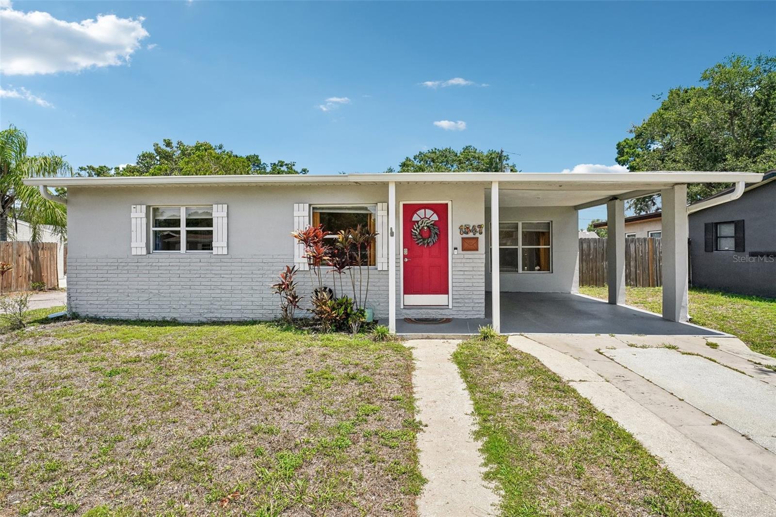 1547 56TH AVE N, St Petersburg FL 33703