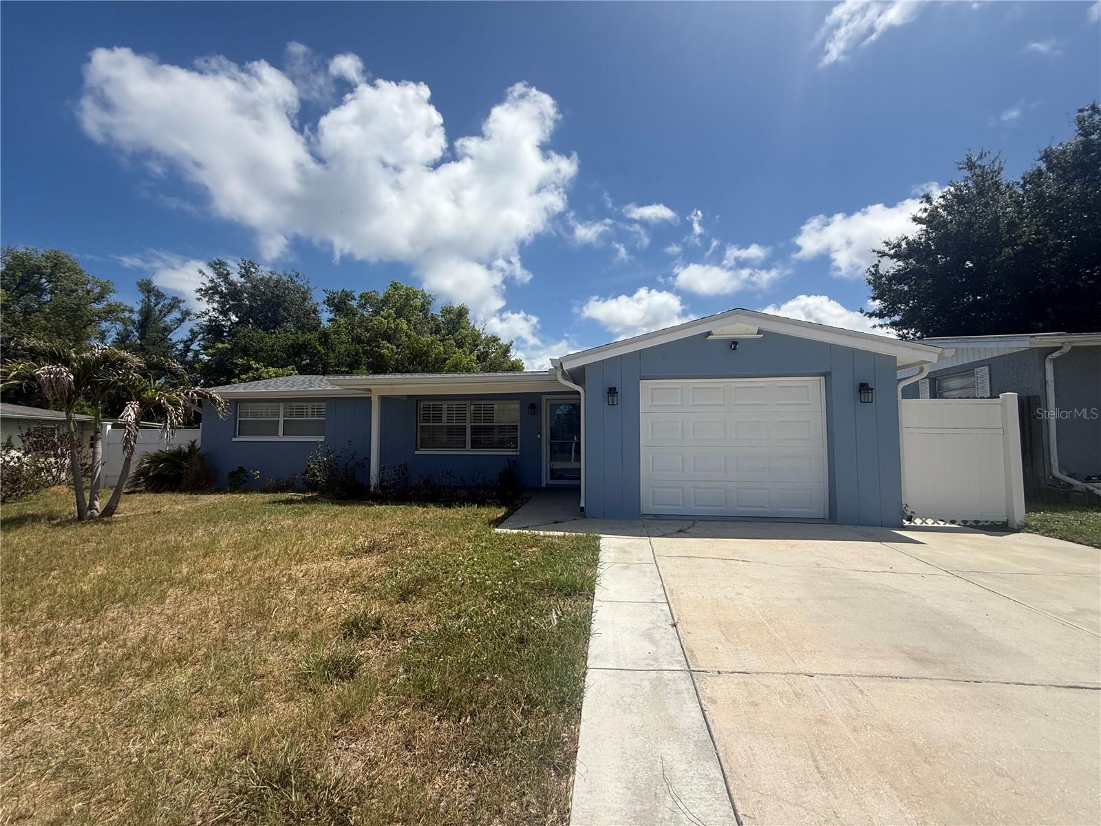 5240 SCHOOL RD, New Port Richey FL 34653