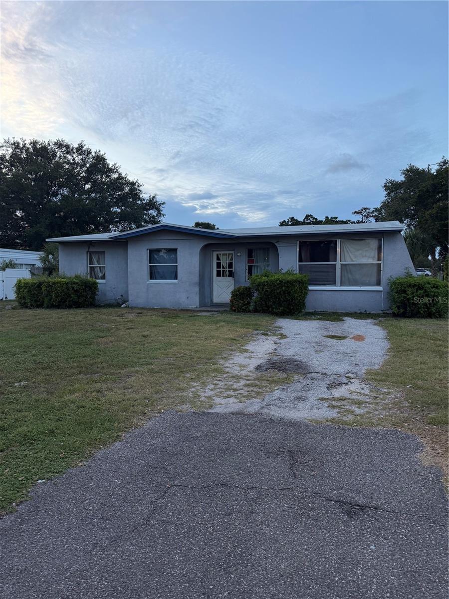 1501 STEVENSONS DR, Clearwater FL 33755