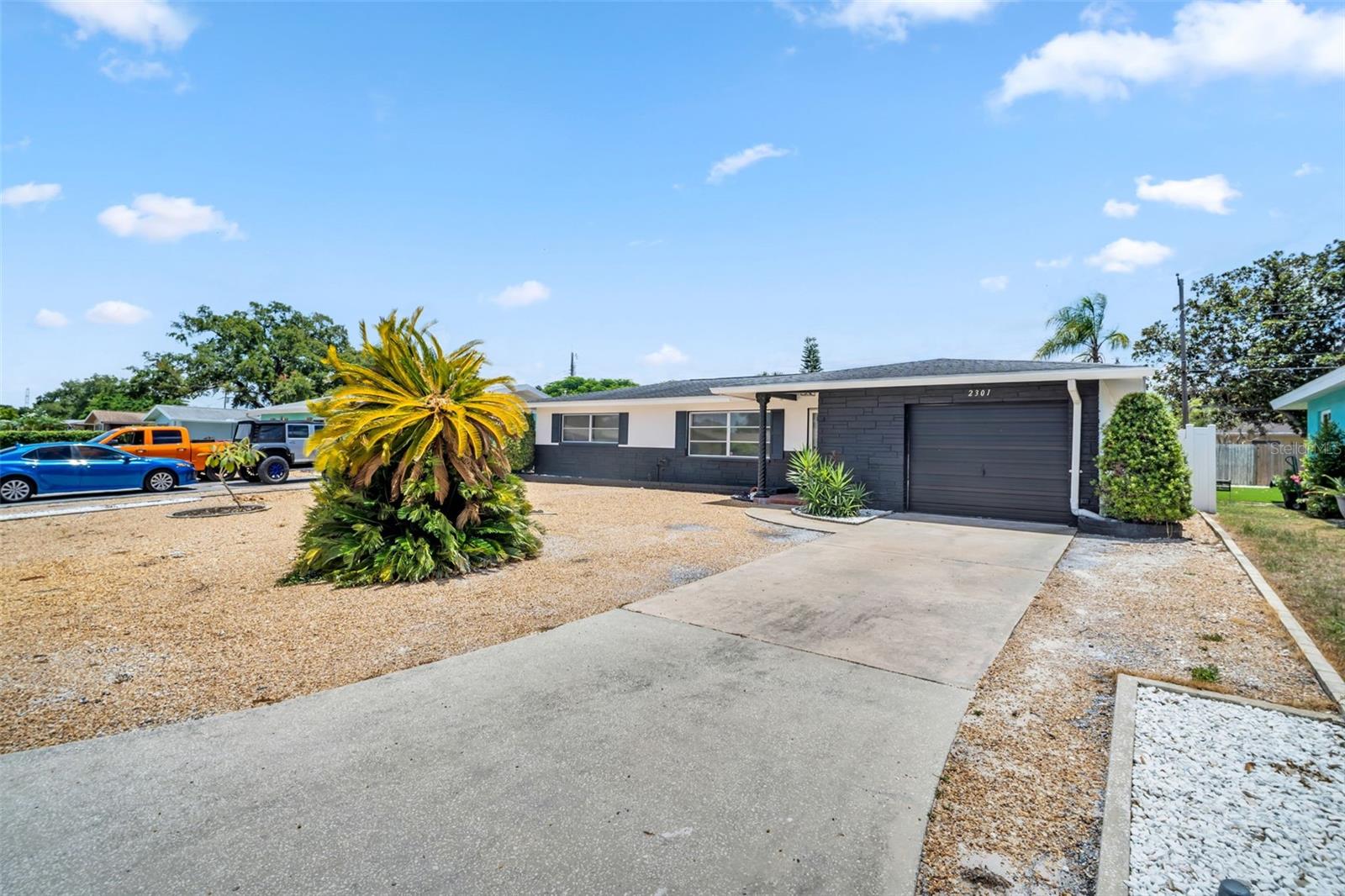 2301 WHITMAN ST, Clearwater FL 33765