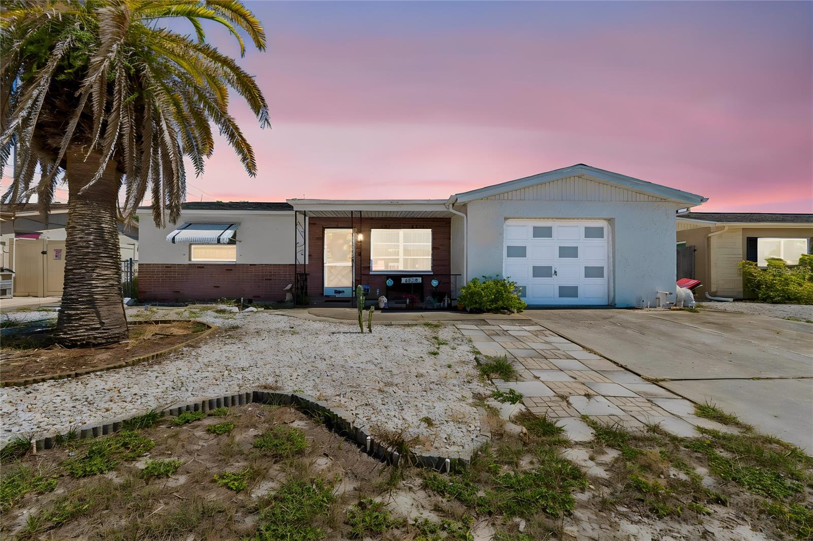 8052 DEDHAM DR, Port Richey FL 34668