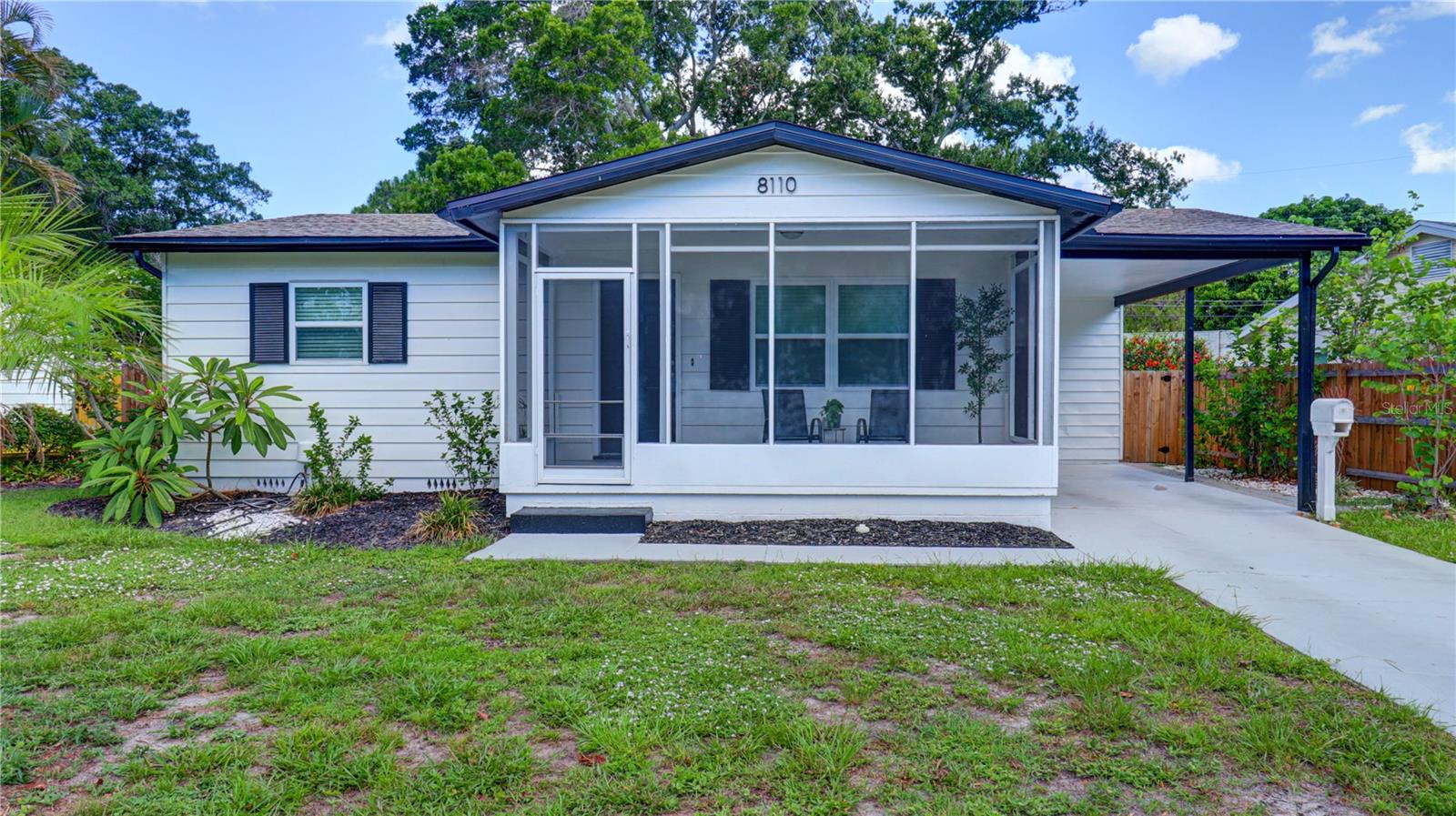 8110 DIAGONAL RD N, St Petersburg FL 33702