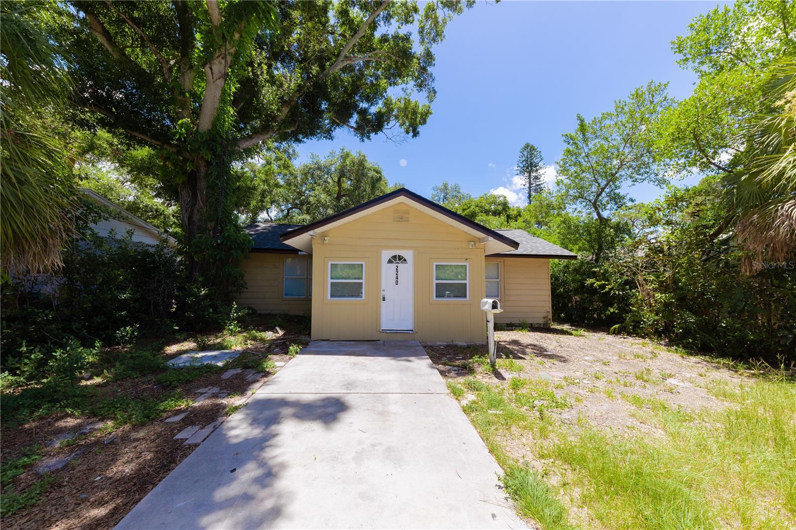 2240 10TH ST S, St Petersburg FL 33705