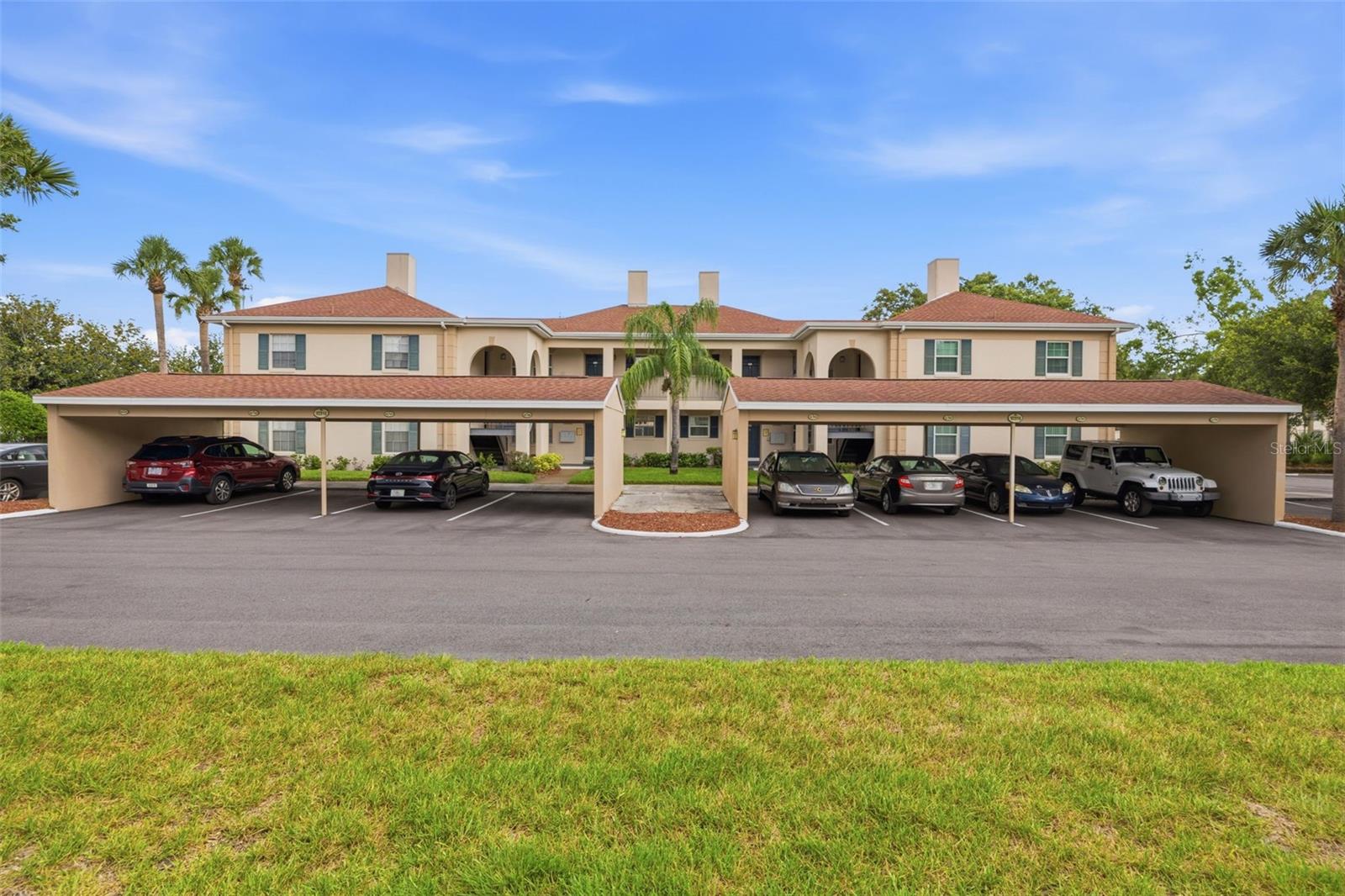 10316 CLUB CIR #41, Tampa FL 33618