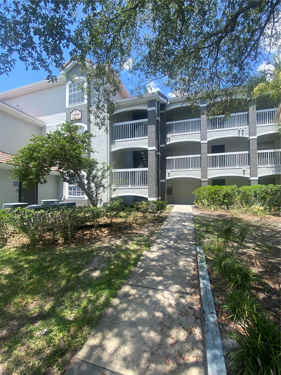 13838 FAIRWAY ISLAND DR #1413, Orlando FL 32837