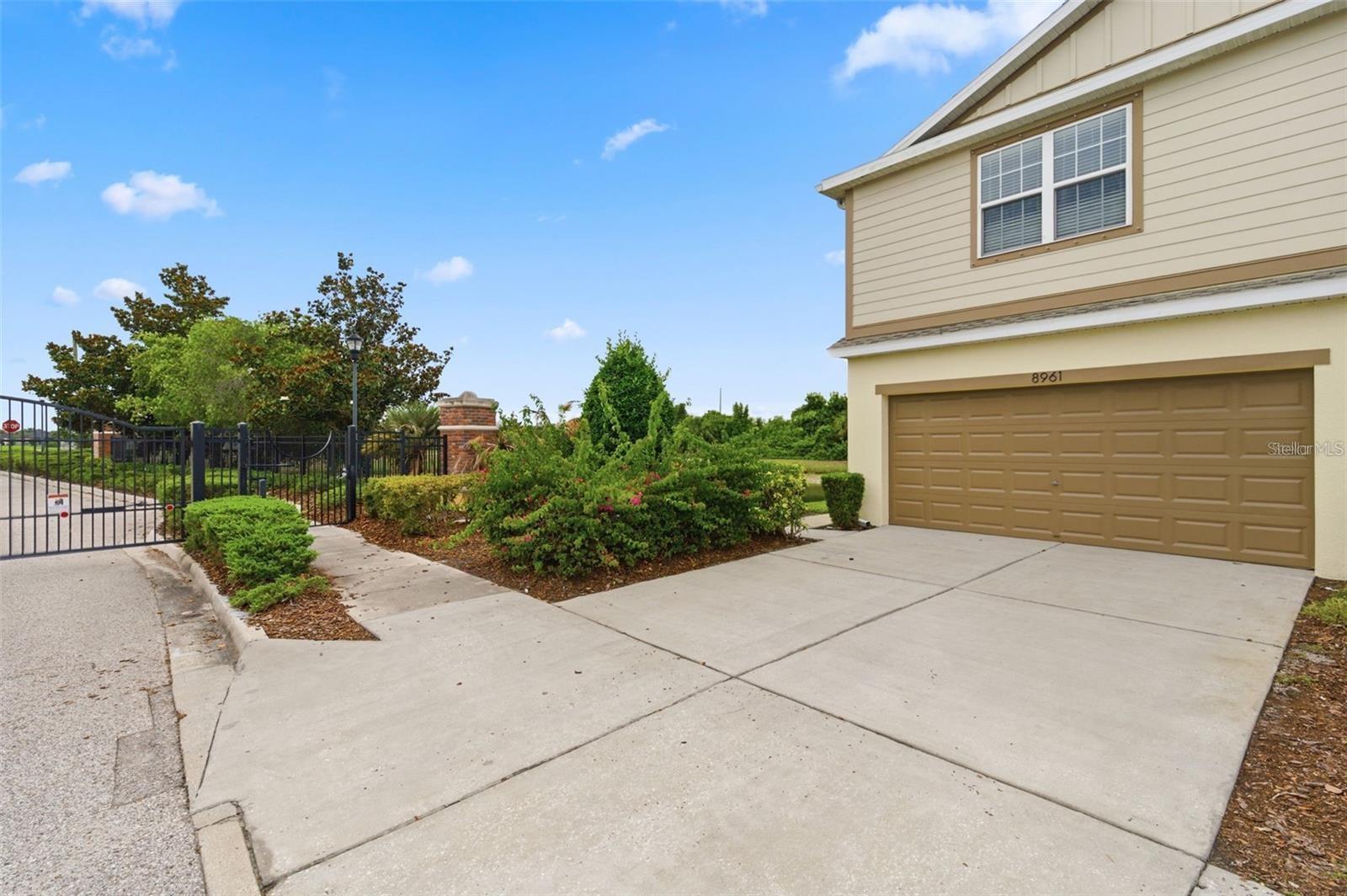 8961 TURNSTONE HAVEN PL, Tampa FL 33619
