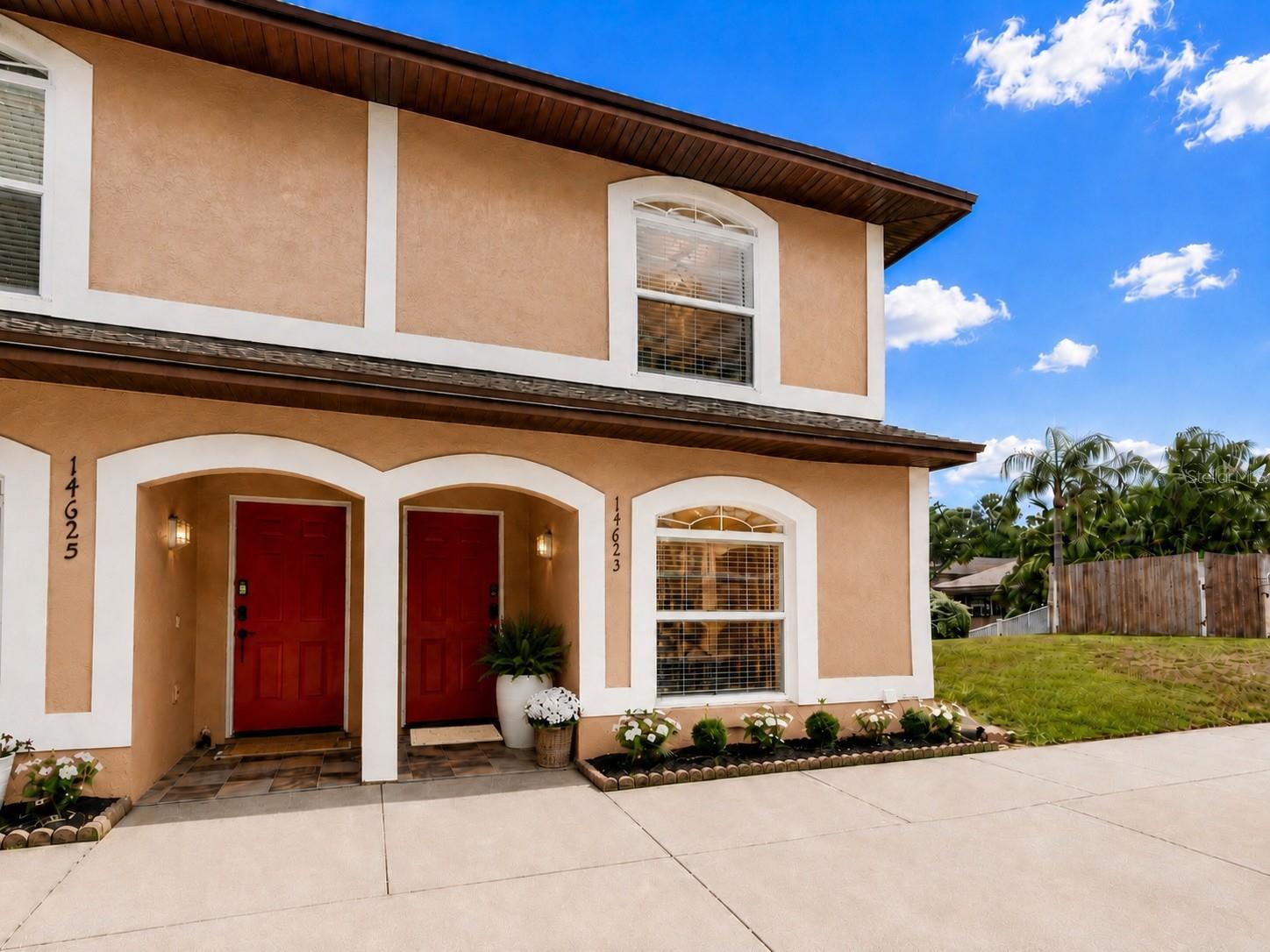 14623 PAR CLUB CIR #14623, Tampa FL 33618
