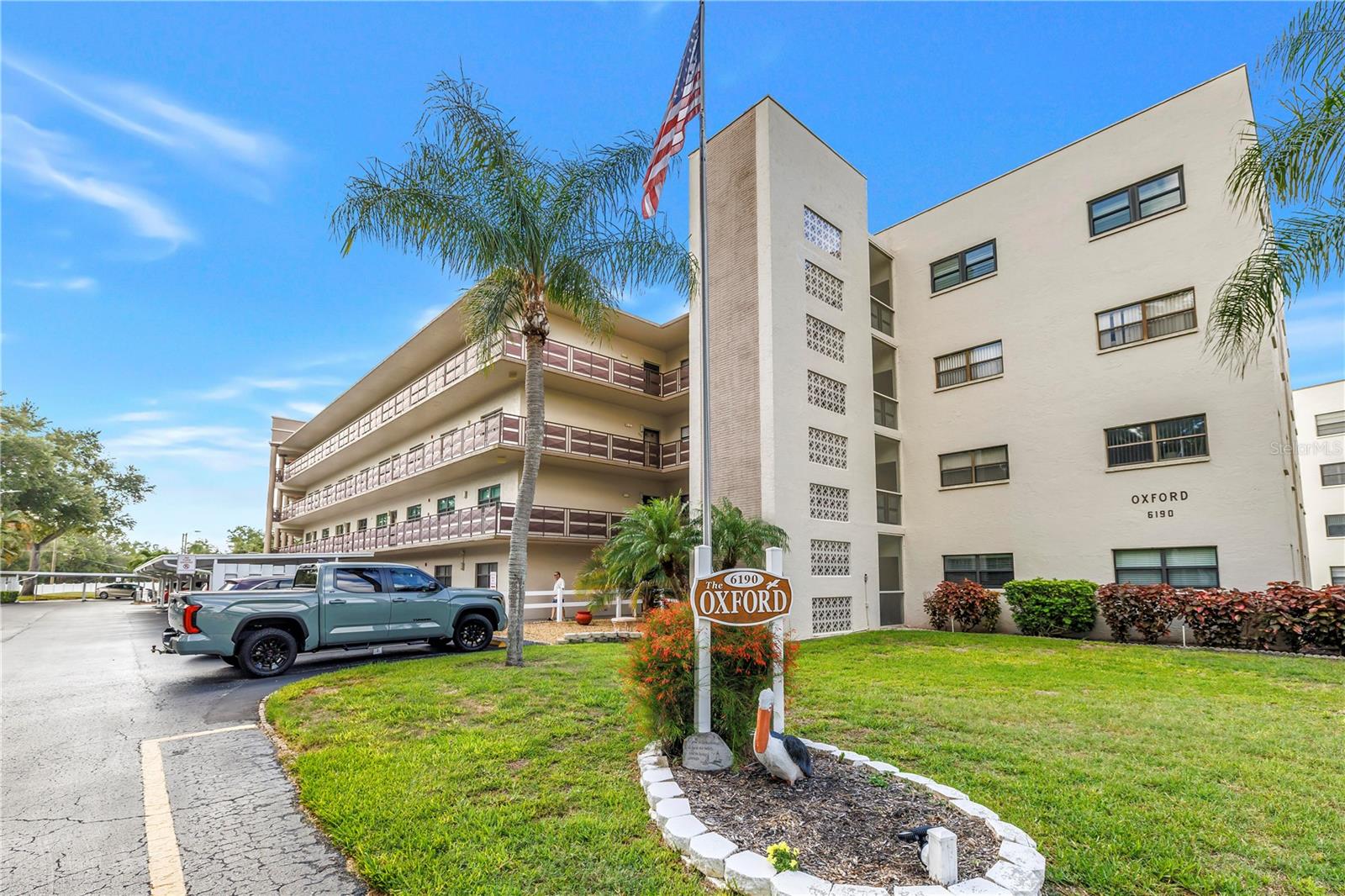 6190 80TH ST N #304, St Petersburg FL 33709