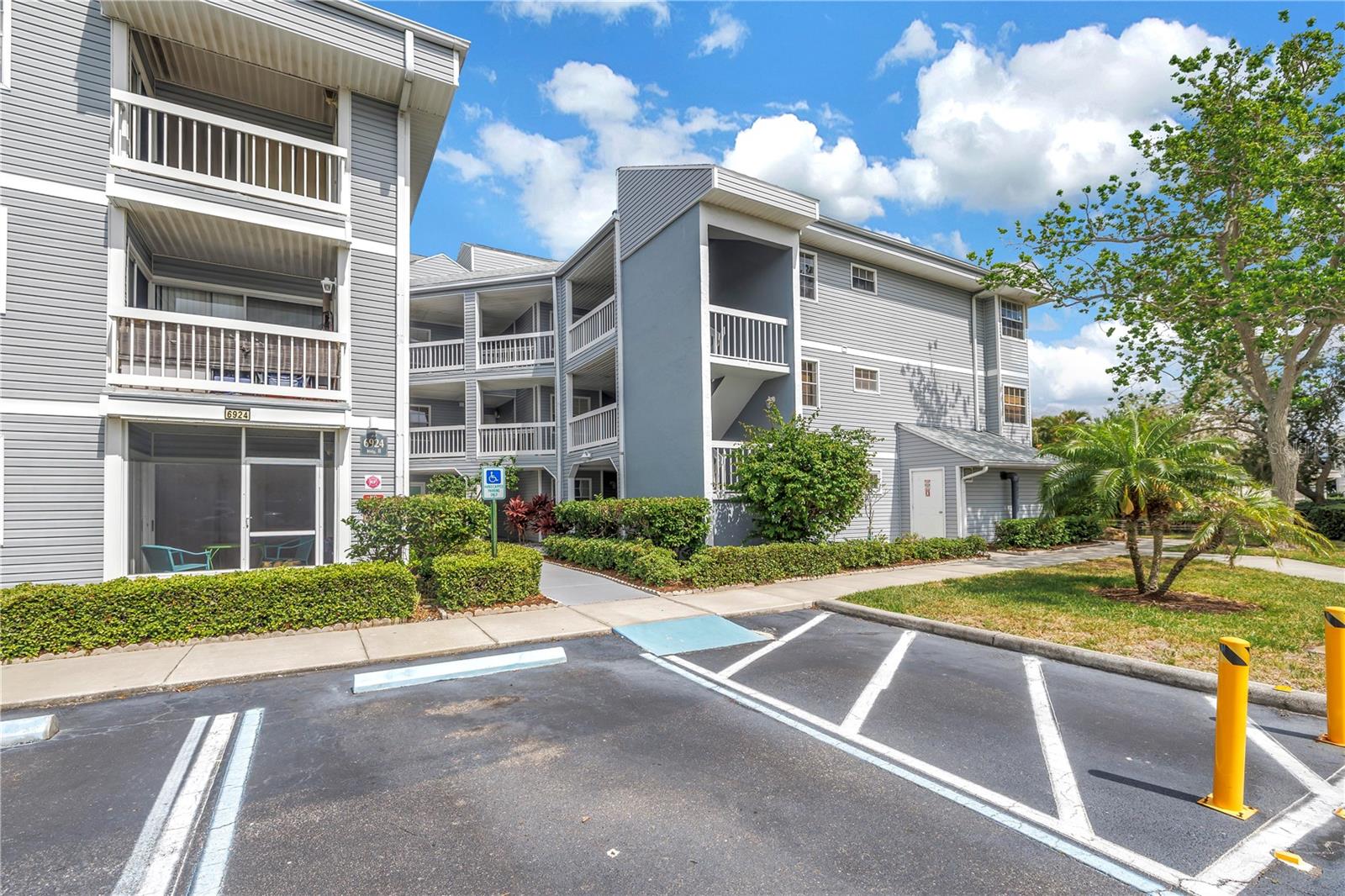 6924 STONES THROW CIR N #8103, St Petersburg FL 33710