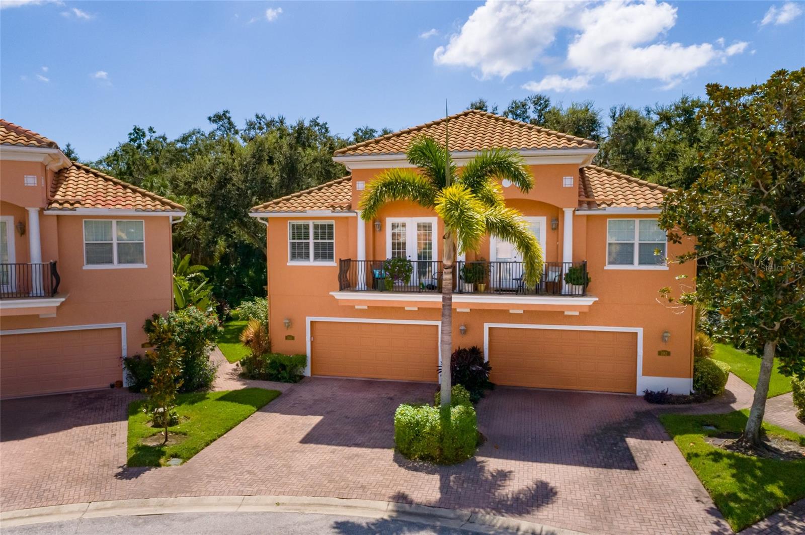 190 BANYAN BAY DR, St Petersburg FL 33705