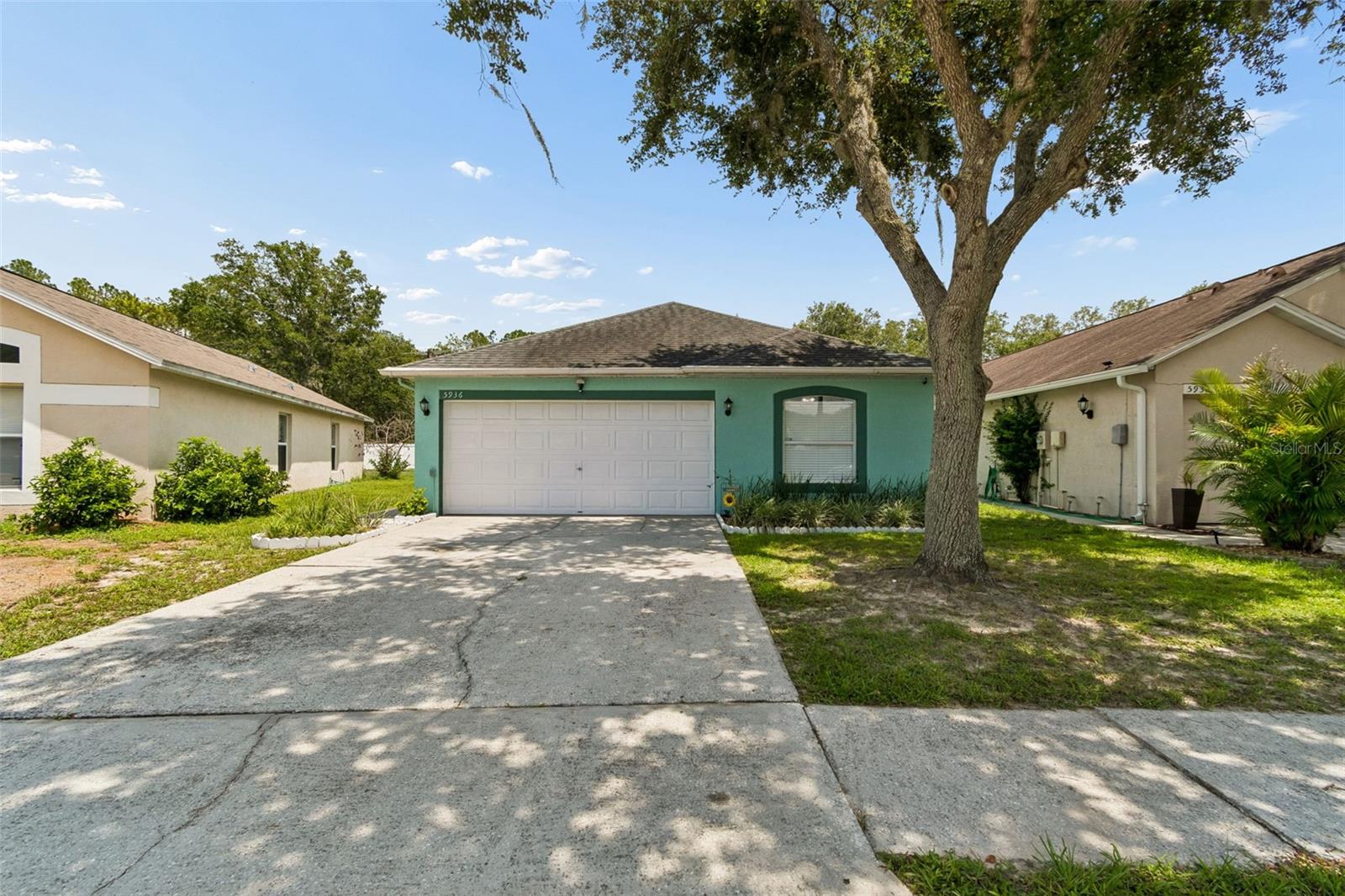 5936 LAKE FRONT DR, Wesley Chapel FL 33545