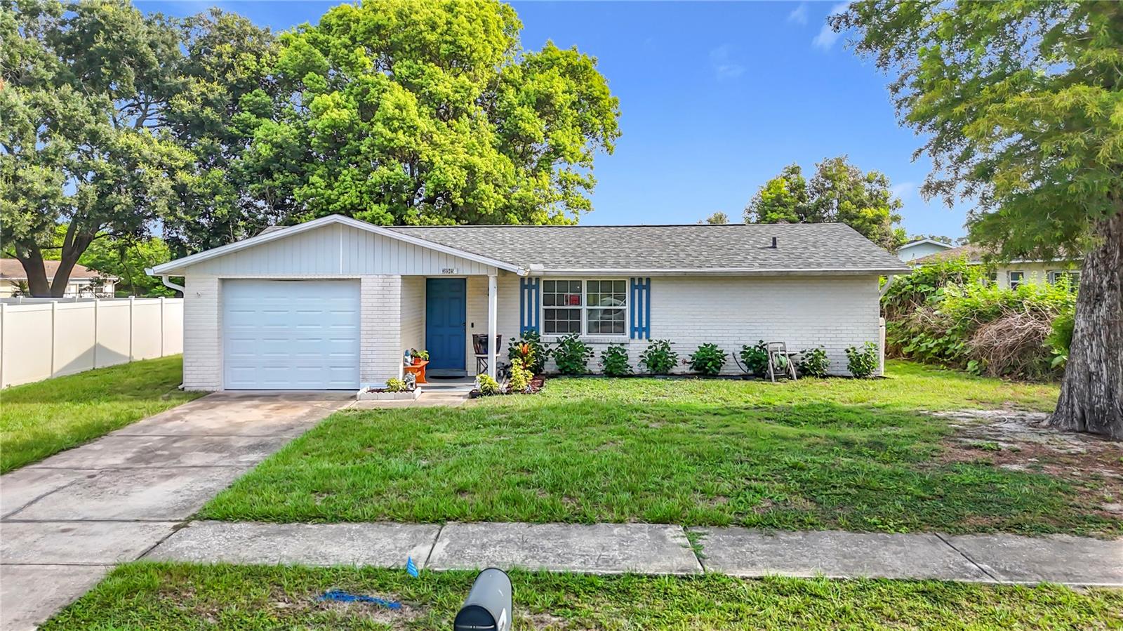 38945 18TH AVE, Zephyrhills FL 33542