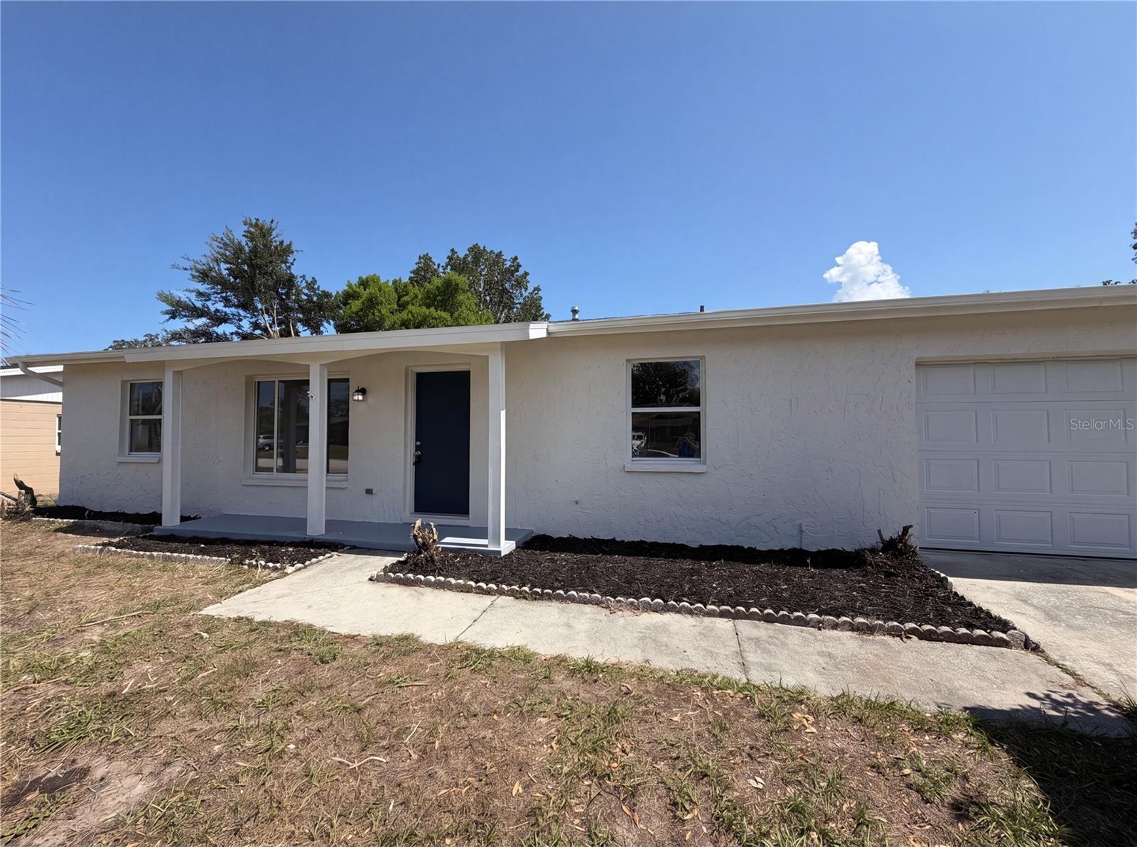 9281 BAY DR, Spring Hill FL 34608
