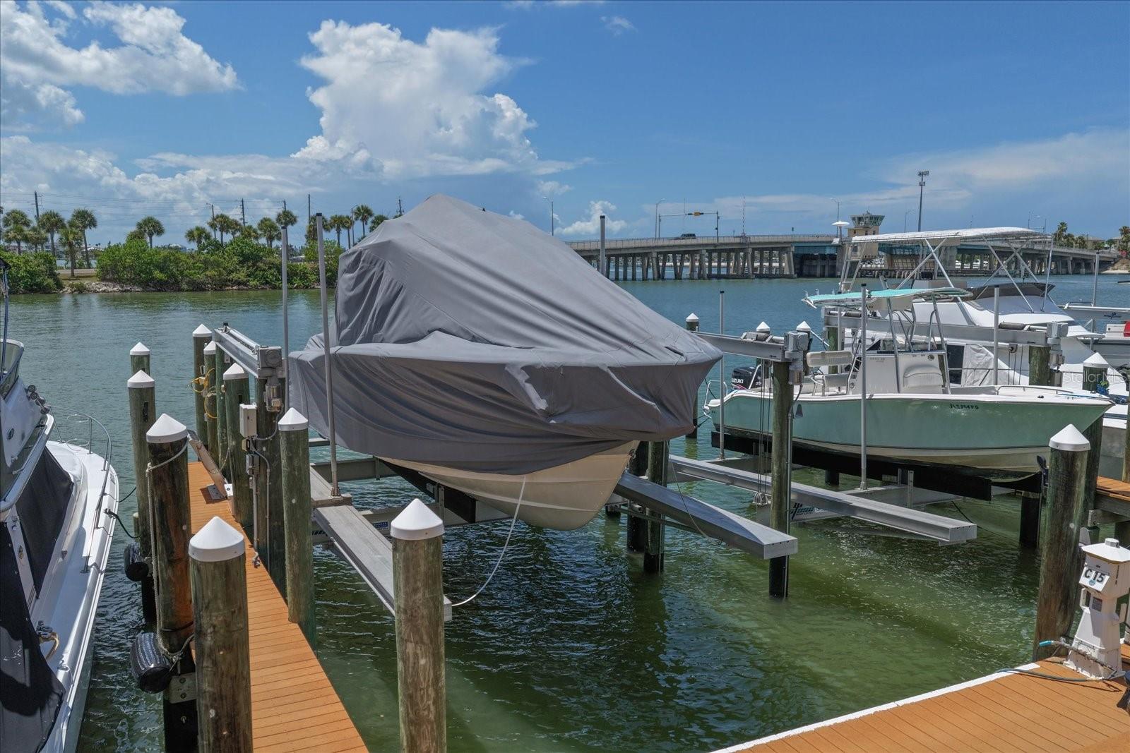 601 AMERICAN LEGION DR #15, St Petersburg FL 33708