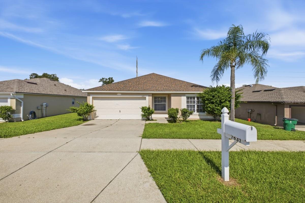 7631 MERCHANTVILLE CIR, Zephyrhills FL 33540