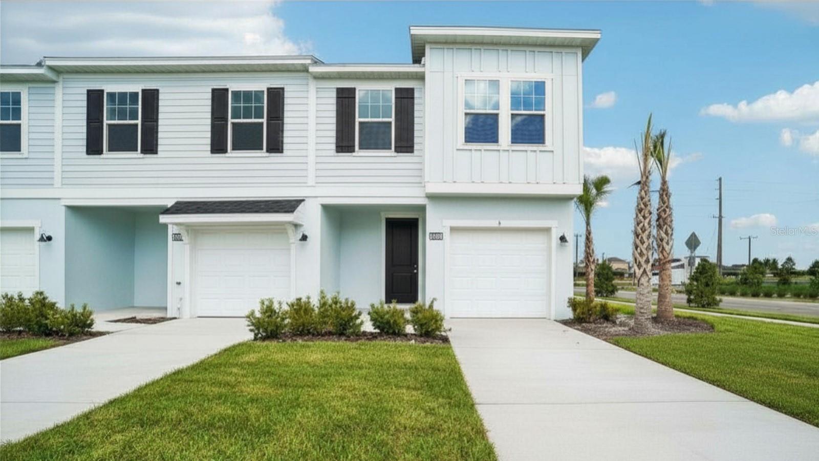 6844 HOLCOMBE DOWN DR, Zephyrhills FL 33541