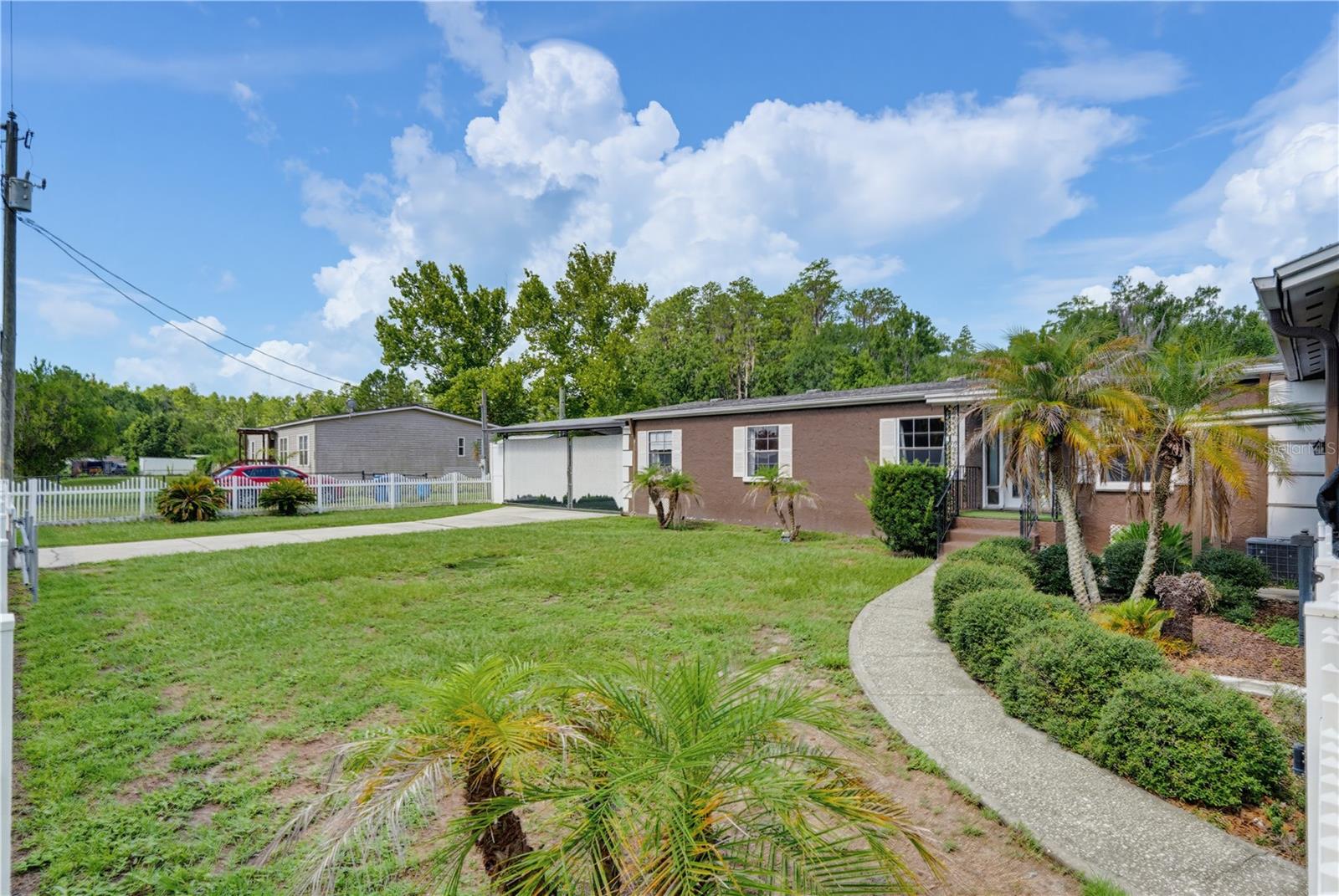 7421 HENRY DR, Land O Lakes FL 34638
