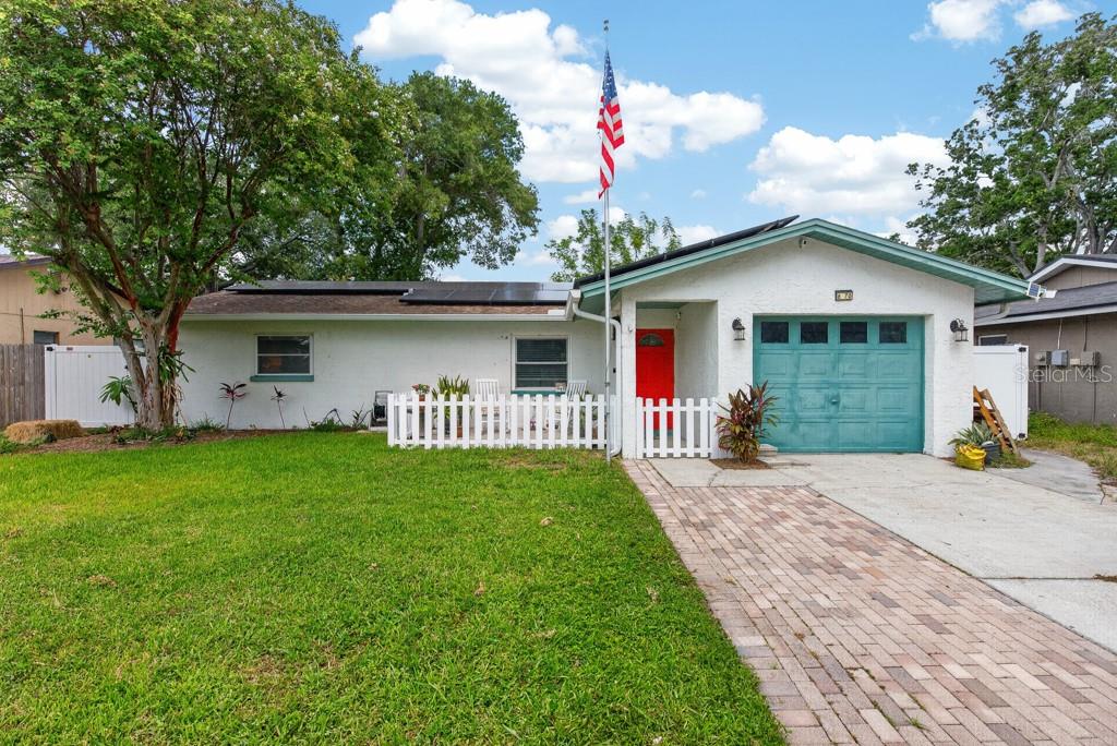 6070 73RD ST N, St Petersburg FL 33709