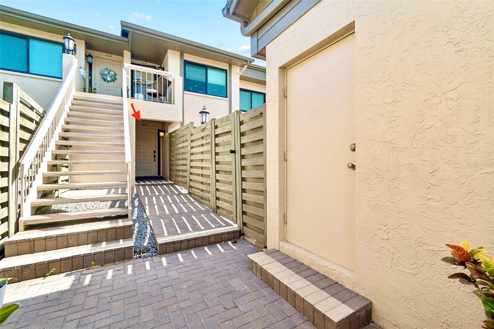 3157 LANDMARK DR #414, Clearwater FL 33761