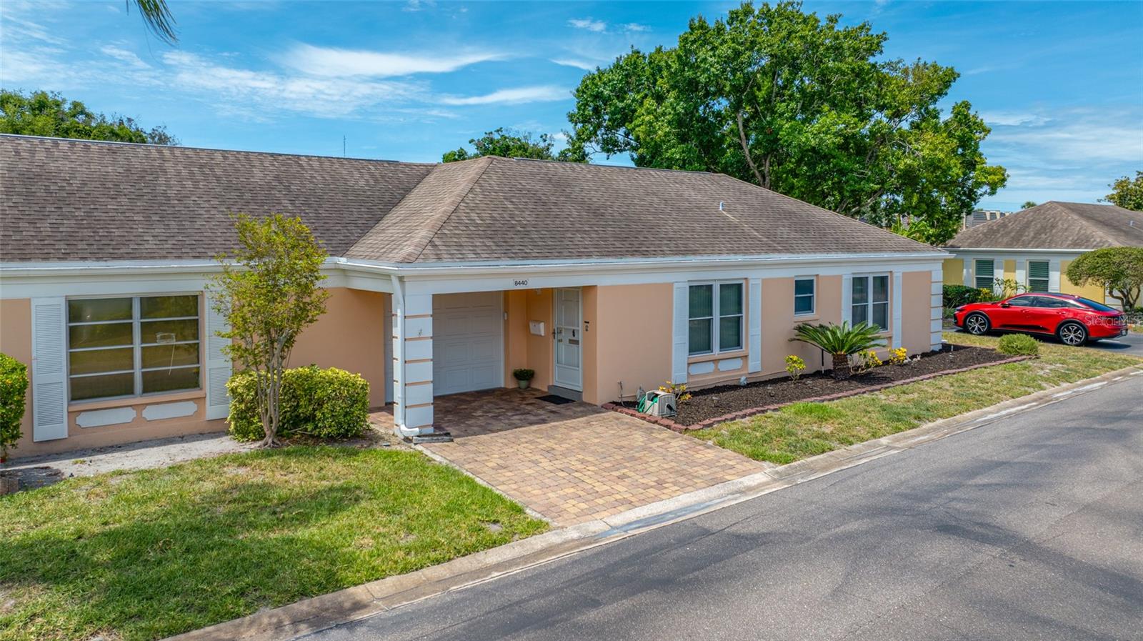 8440 BRENTWOOD RD, Seminole FL 33777