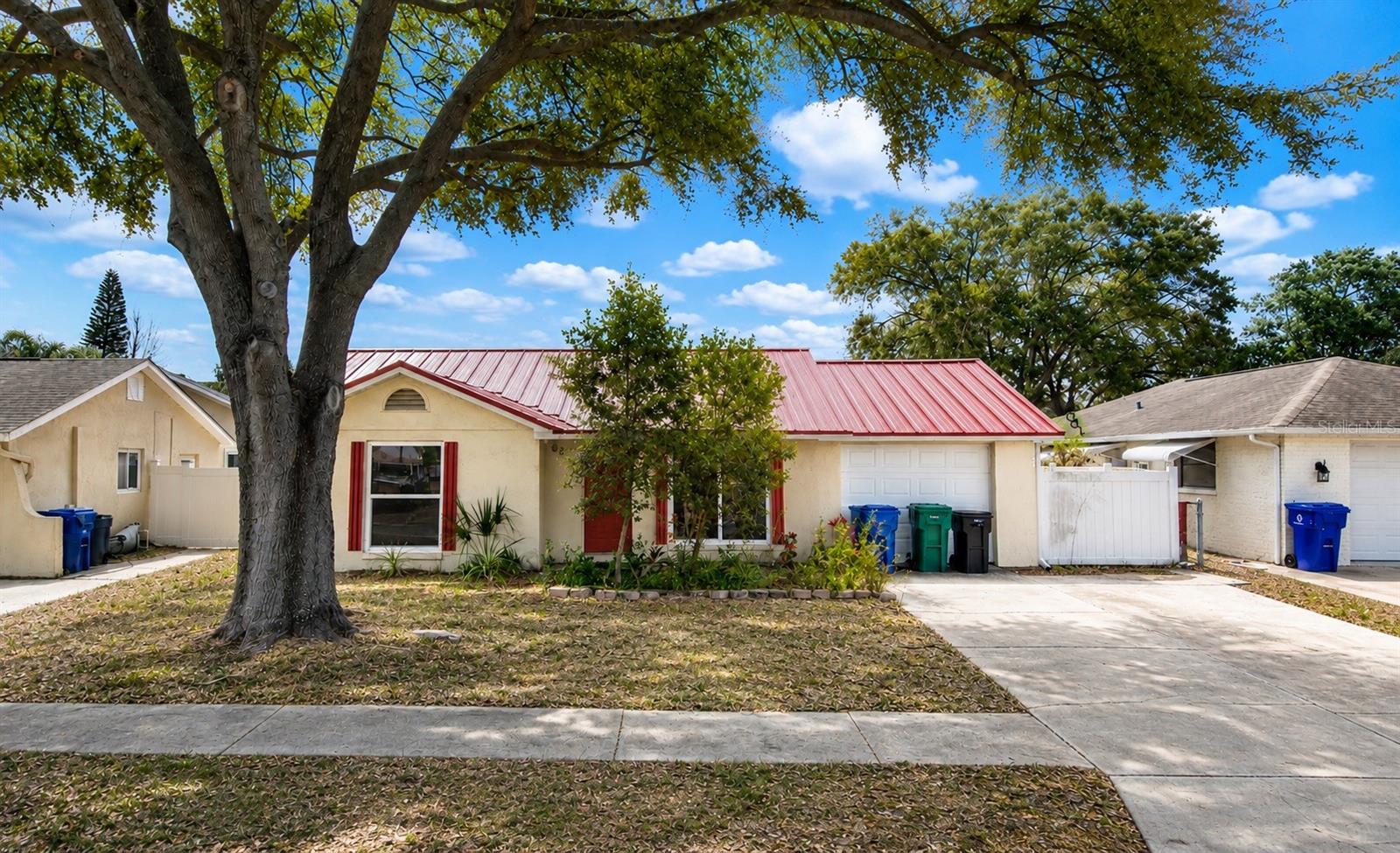 6834 GREENWICH AVE, New Port Richey FL 34653