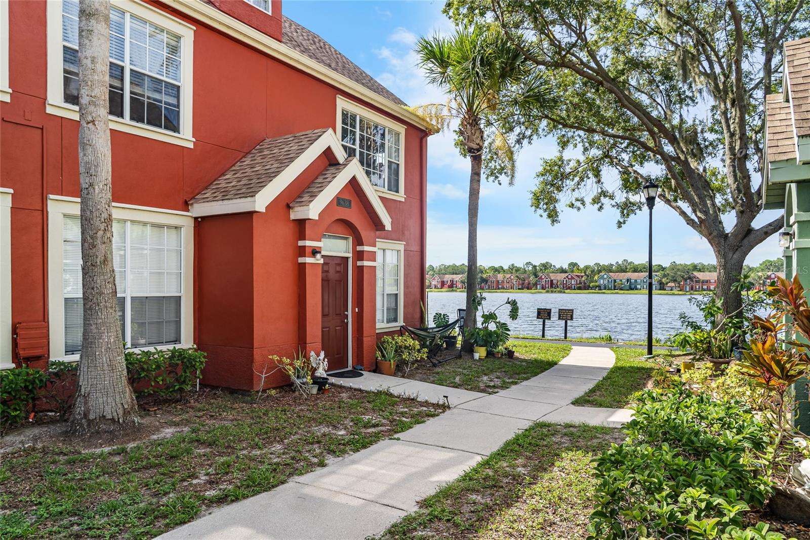 9638 LAKE CHASE ISLAND WAY #9638, Tampa FL 33626