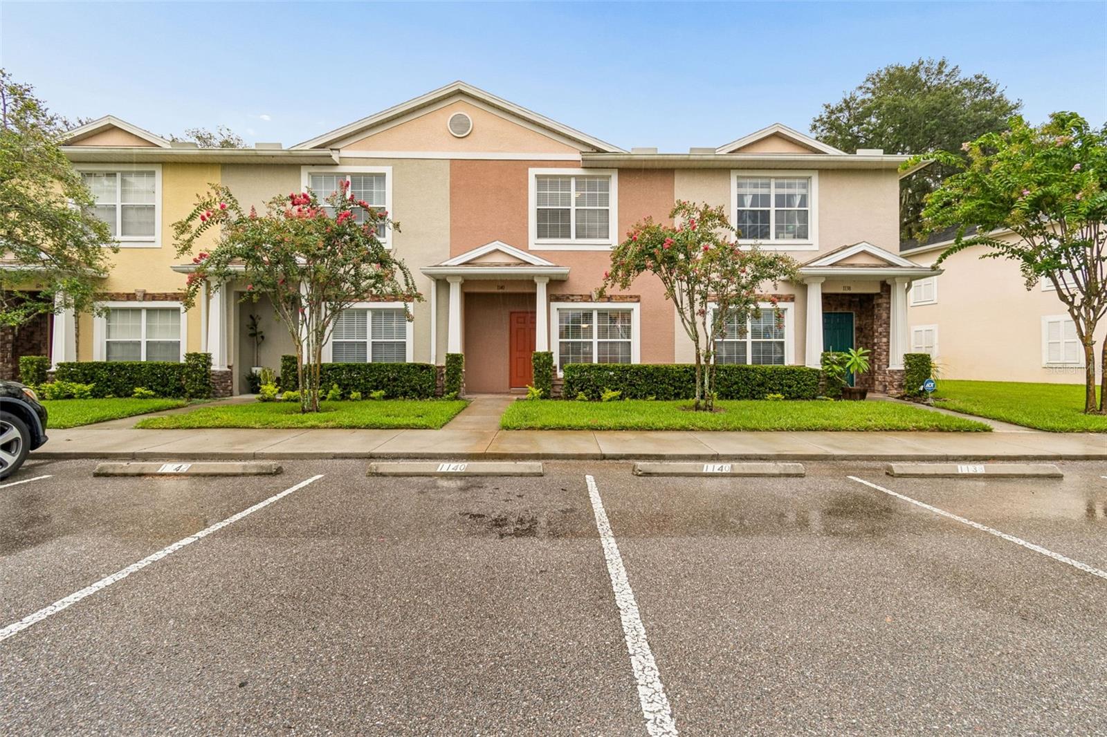 1140 HILLHURST DR, Wesley Chapel FL 33543