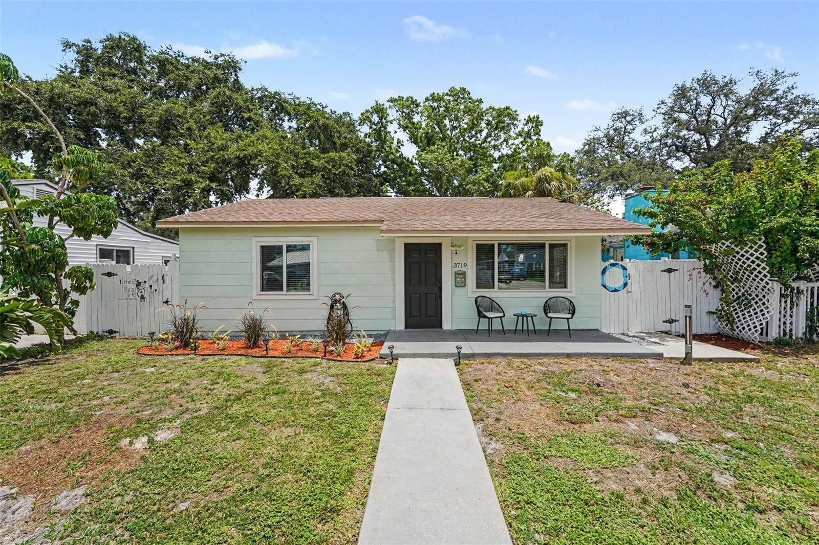 3719 39TH ST N, St Petersburg FL 33713