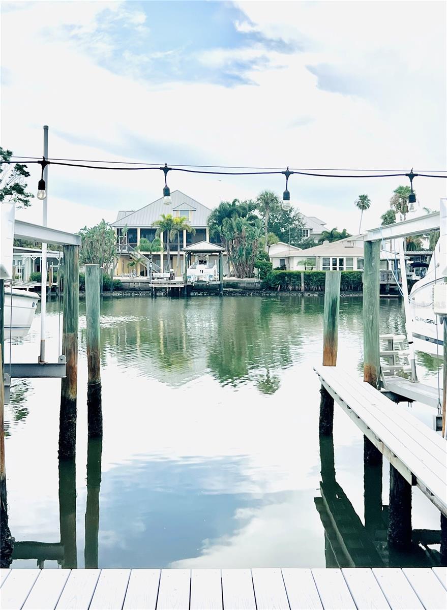 300 VENETIAN DR #2, Clearwater FL 33755