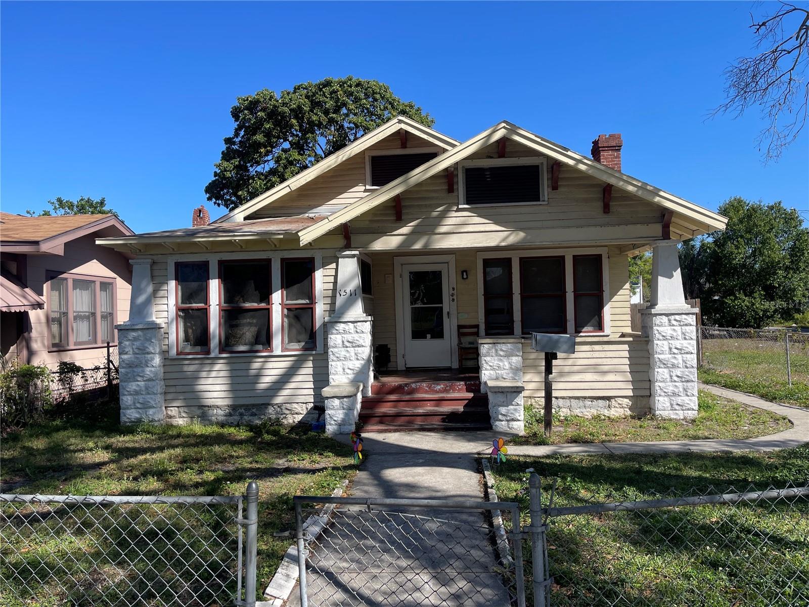 1511 19TH AVE S, St Petersburg FL 33705