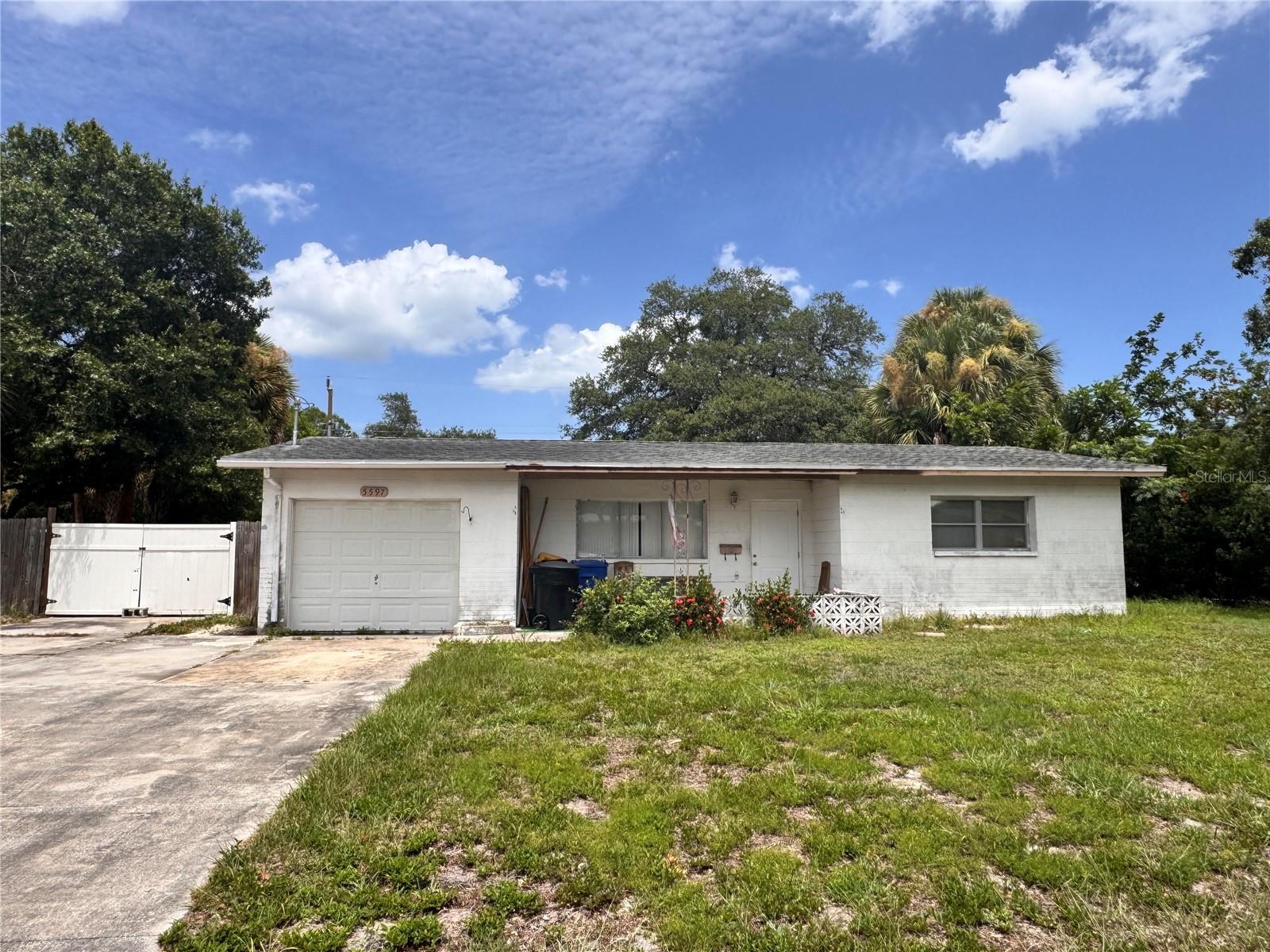 5597 PERSHING ST NE, St Petersburg FL 33703