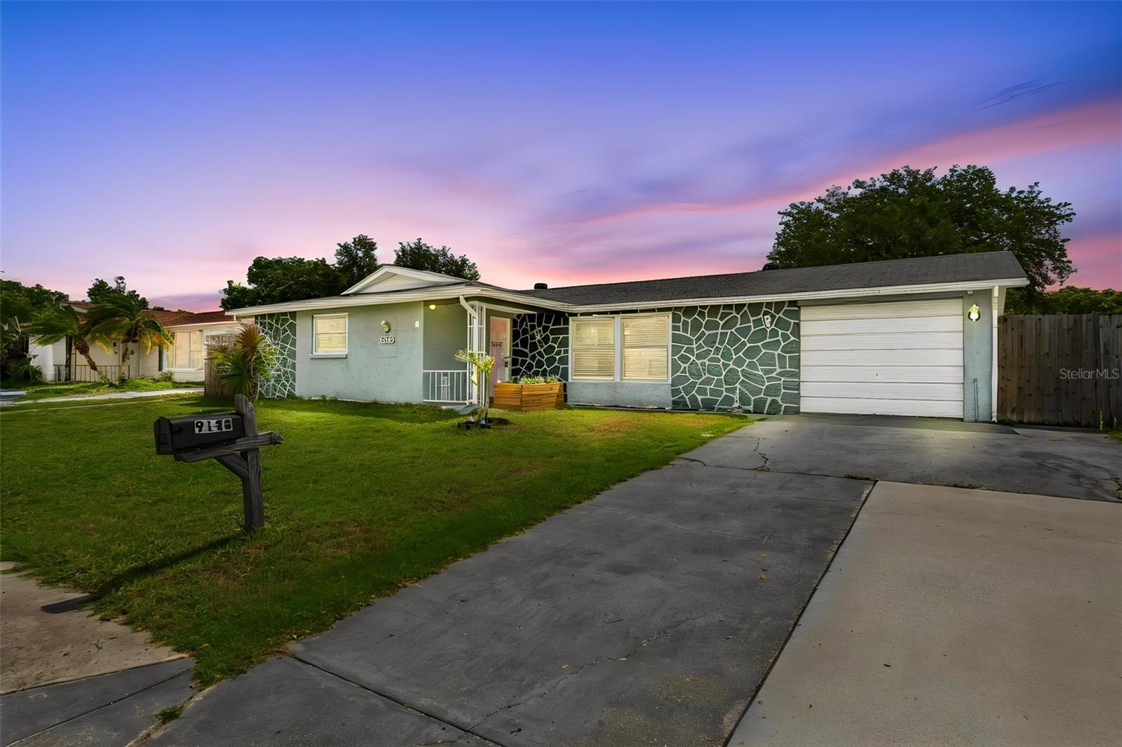 9140 COCHISE LN, Port Richey FL 34668
