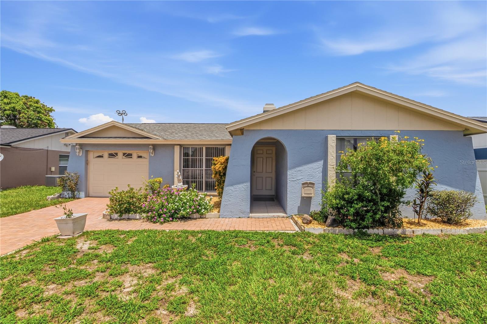 9704 SHALIMAR CT, Tampa FL 33615