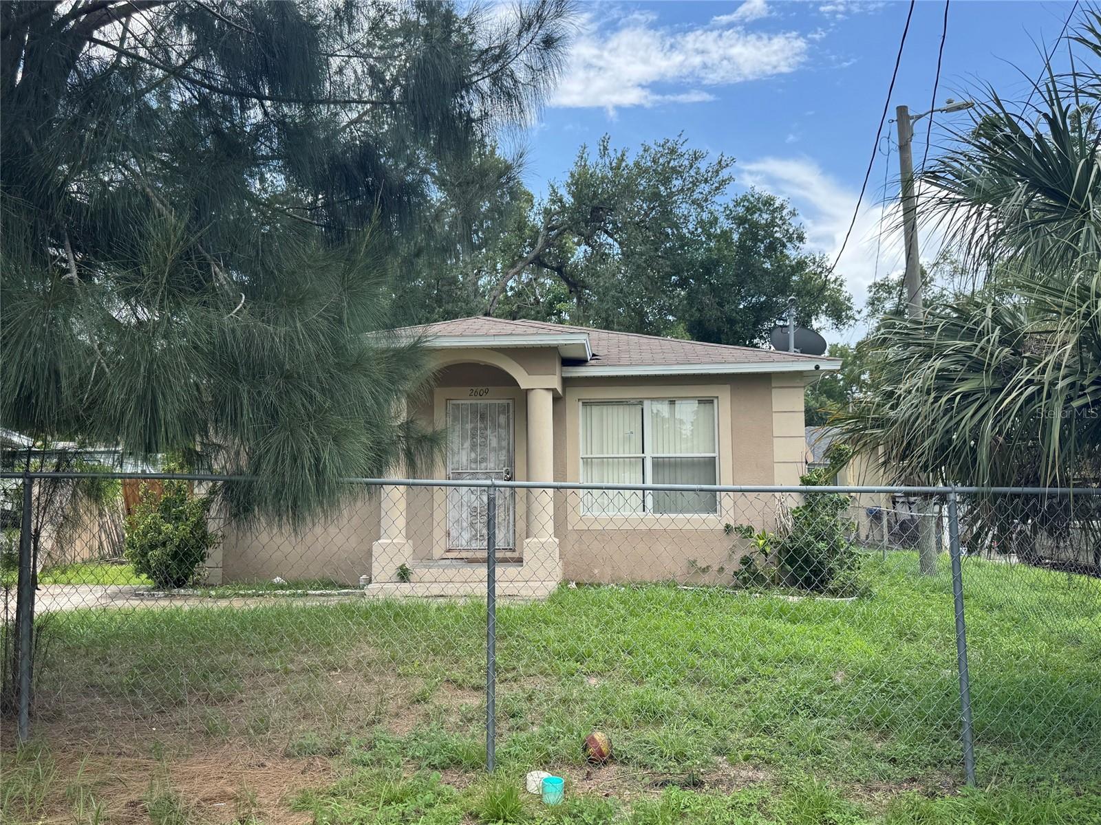 2609 E EMMA ST, Tampa FL 33610