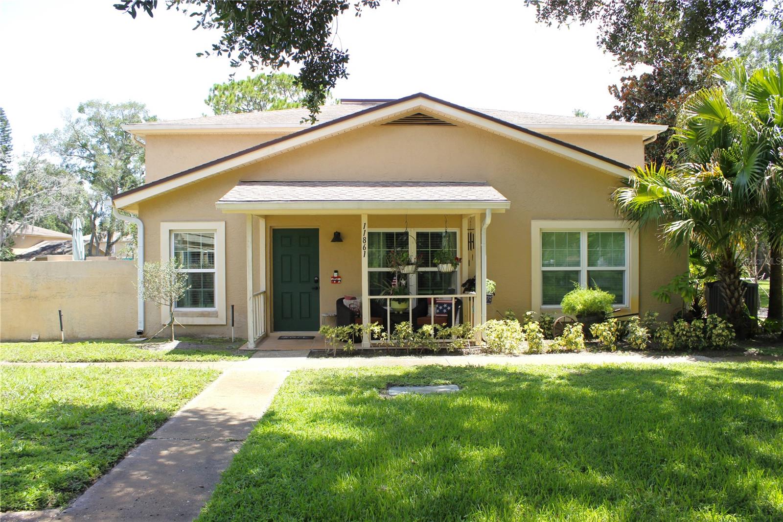 11861 RAINTREE DR #65, Tampa FL 33617