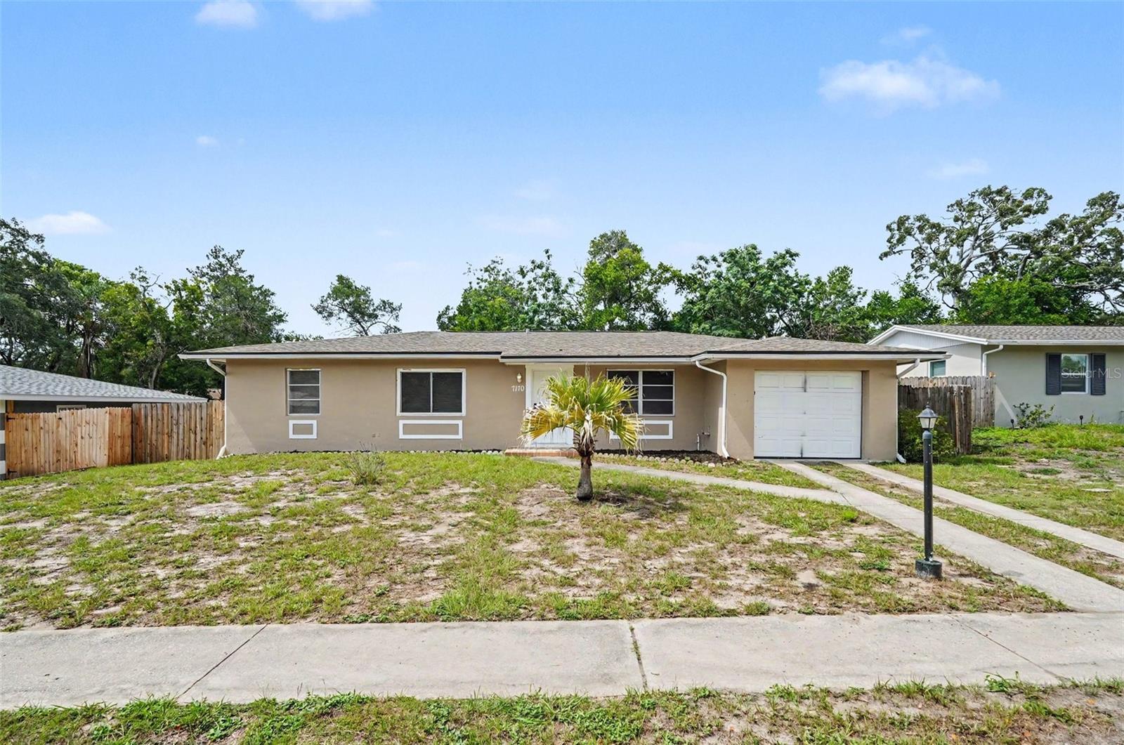 7170 HOLIDAY DR, Spring Hill FL 34606