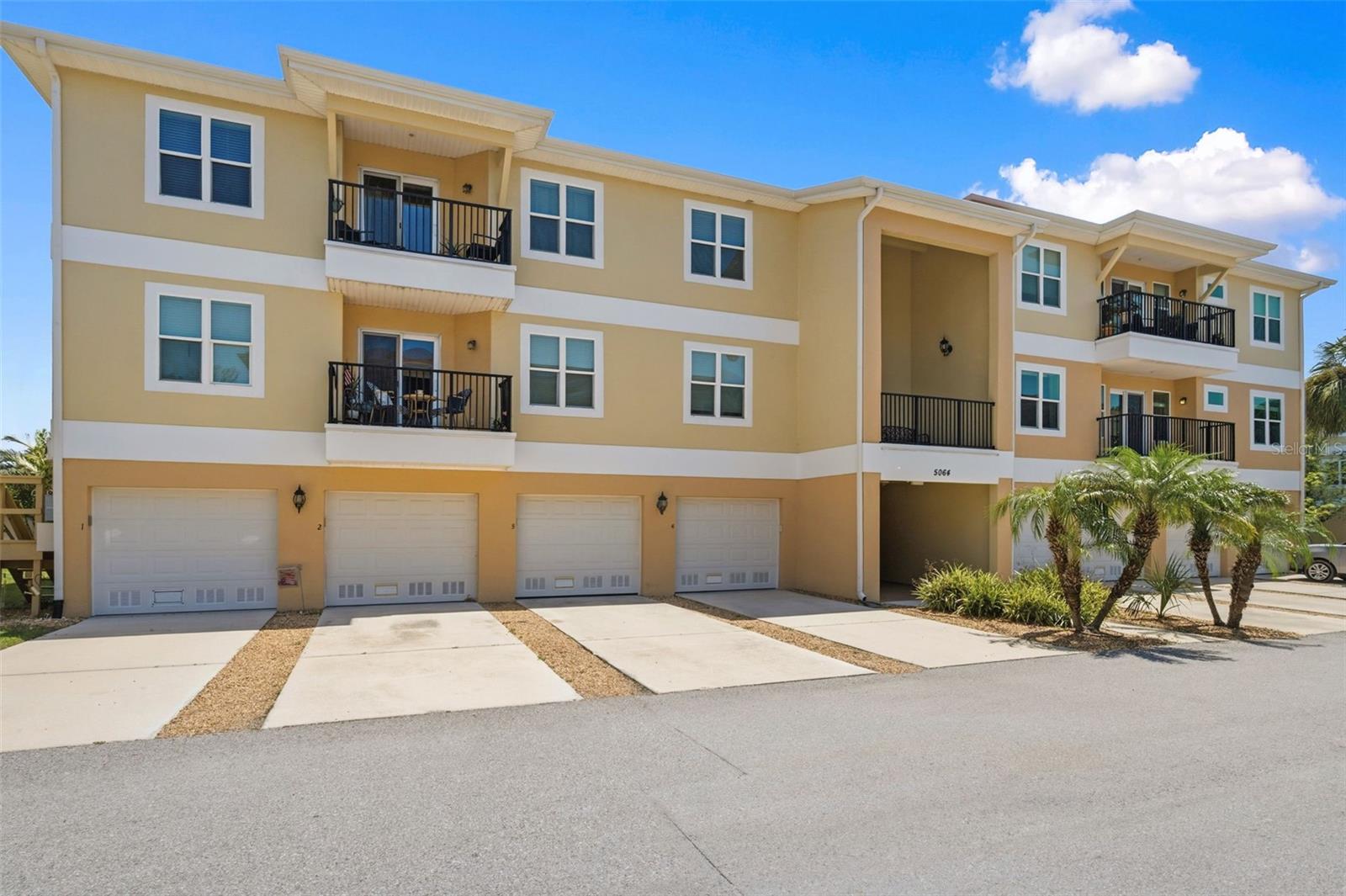 5064 ROYAL PALMS WAY #204, New Port Richey FL 34652