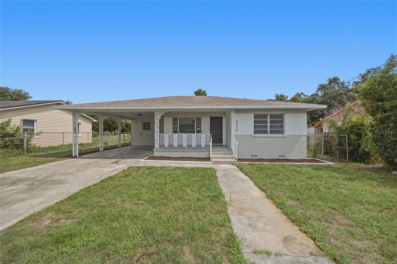 2216 E MCBERRY ST, Tampa FL 33610