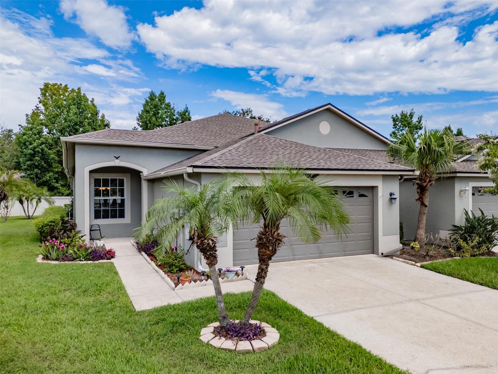 1237 AMBRIDGE DR, Wesley Chapel FL 33543
