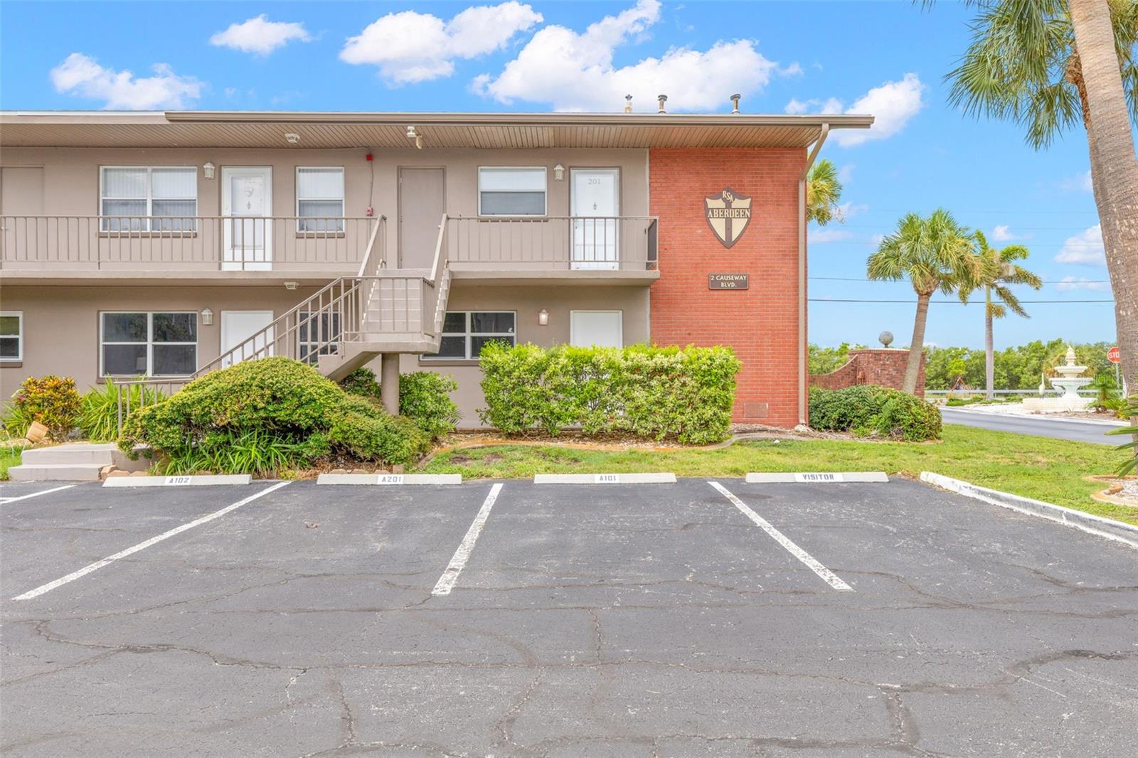 2 CAUSEWAY BLVD #101, Dunedin FL 34698