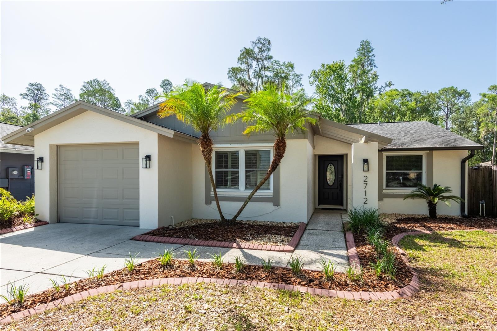 2712 CEDARIDGE DR, Tampa FL 33618
