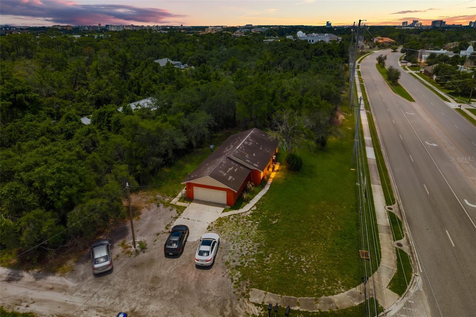 11253 S APOPKA VINELAND RD, Orlando FL 32836