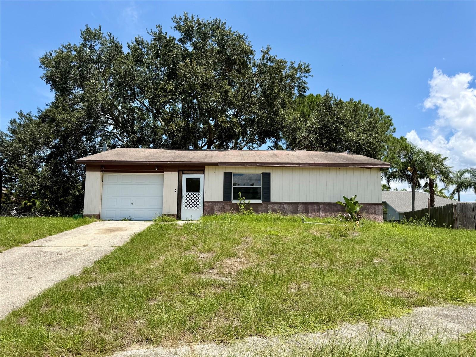 1306 DUKES DR, Tarpon Springs FL 34689